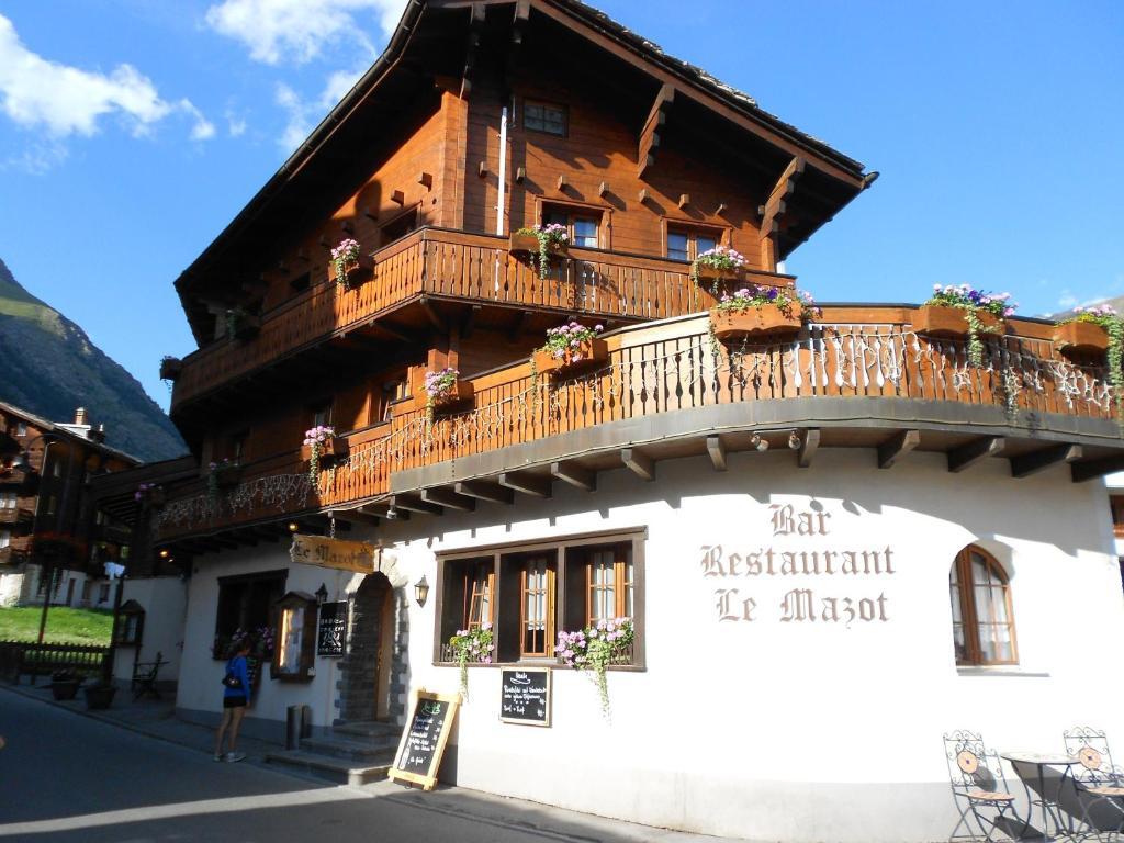Mazot Zermatt Hotell Exteriör bild
